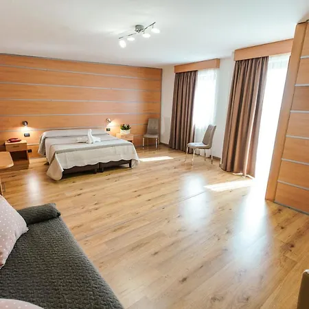 Murgia Hotell 3*